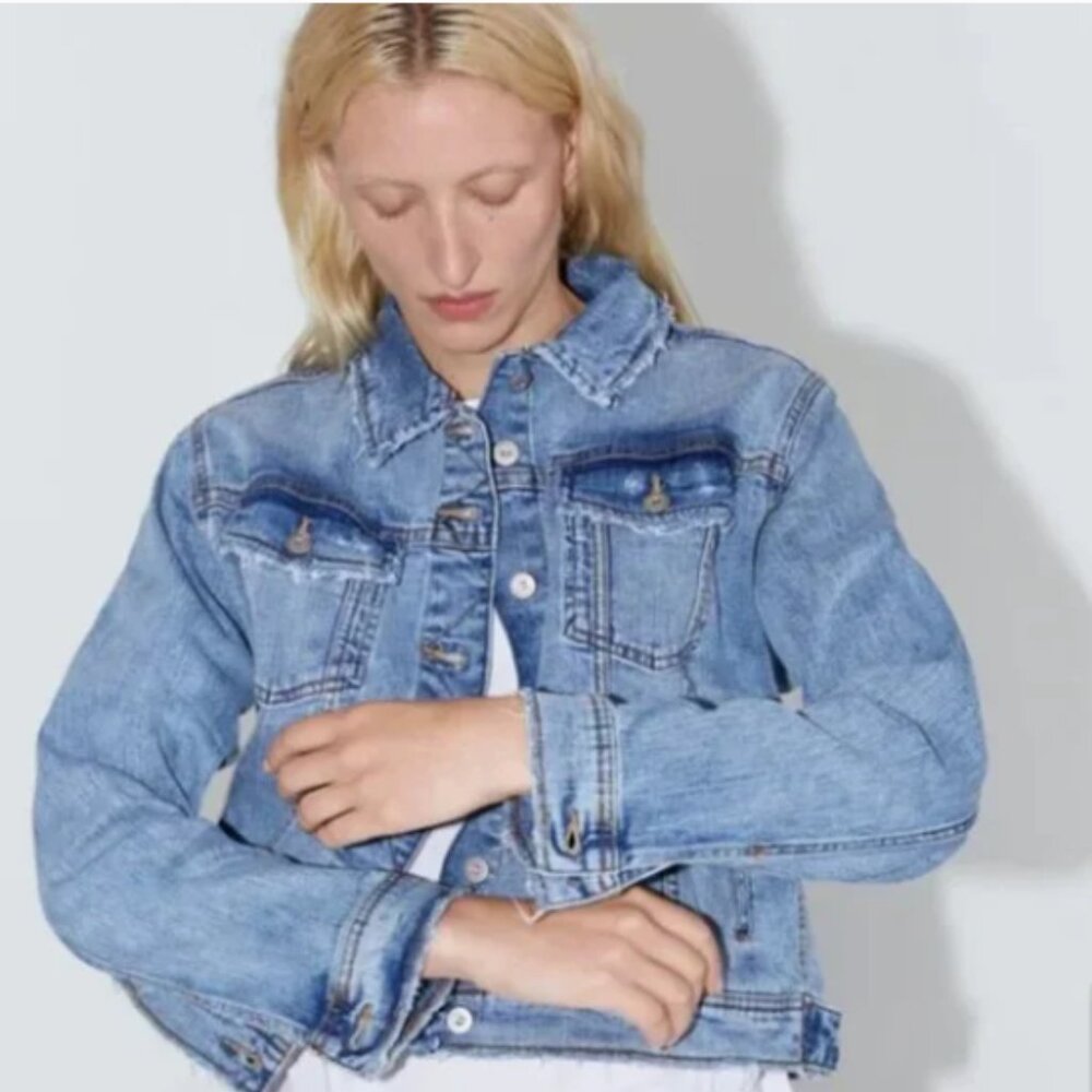 Zara Slightly Cropped Denim Overshirt Shacket Jacket Pockets Size S